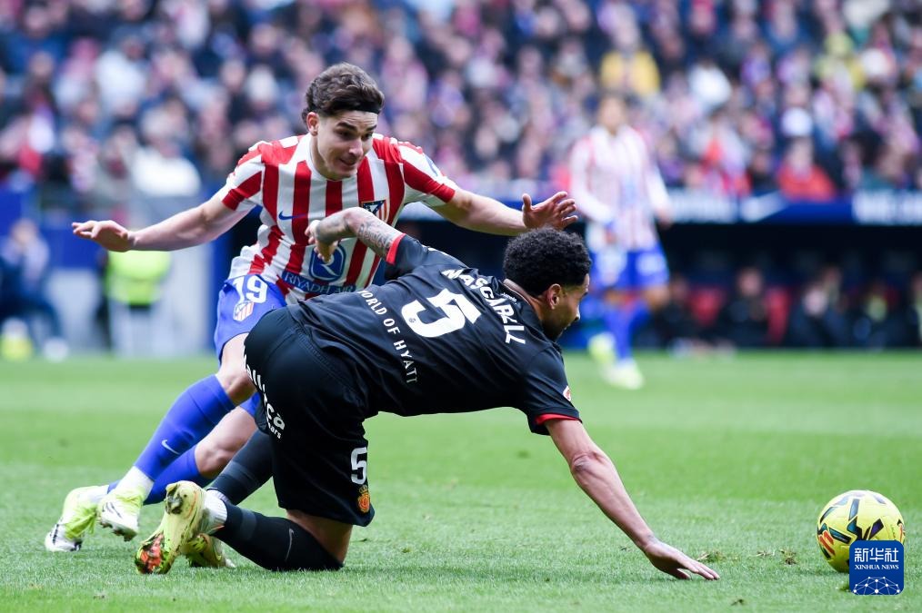 2018 年回顾：洛杉矶道奇队与波士顿红袜队在世界大赛第三战打了 18 局，耗时 7 小时